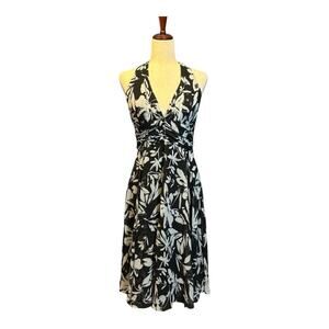 NWT White House Black Market Floral Halter Dress - Black and White Size 6 FF0618